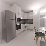 Ricky Place - Chaparral Complex Apartment *