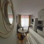 Ricky Place - Chaparral Complex Apartment *